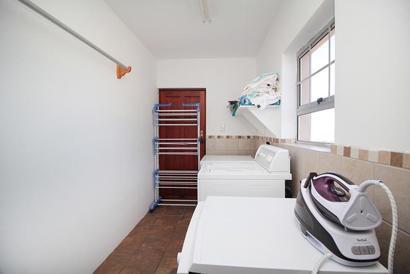 5 Bedroom Property for Sale in Tergniet Western Cape